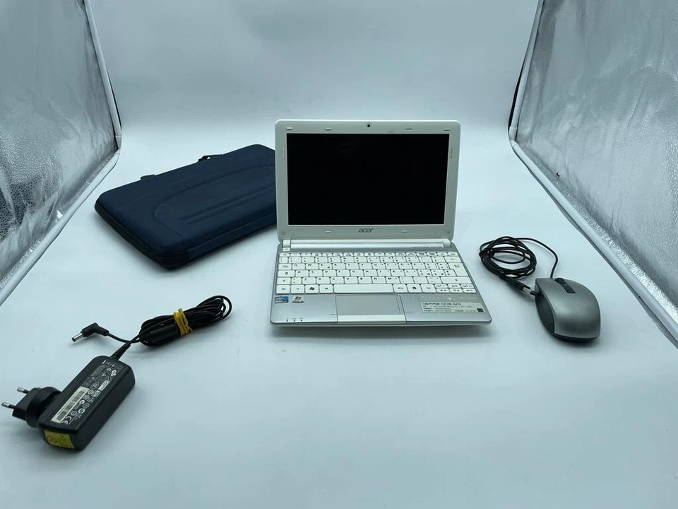 Netbook Acer Aspire One d270 320gb hdd 1gb ram win7 pc PORTATILE FULL SET LAPTOP - Immagine 1 di 4