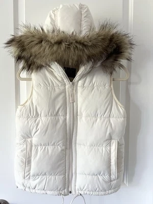 Chaleco acolchado forrado de lana con capucha de piel Abercrombie & Fitch | Blanco | Talla XS Foto 1 de 4