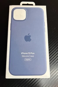 Apple iPhone 15 Plus Silikon Case mit MagSafe - Winterblau - Bild 1 von 9