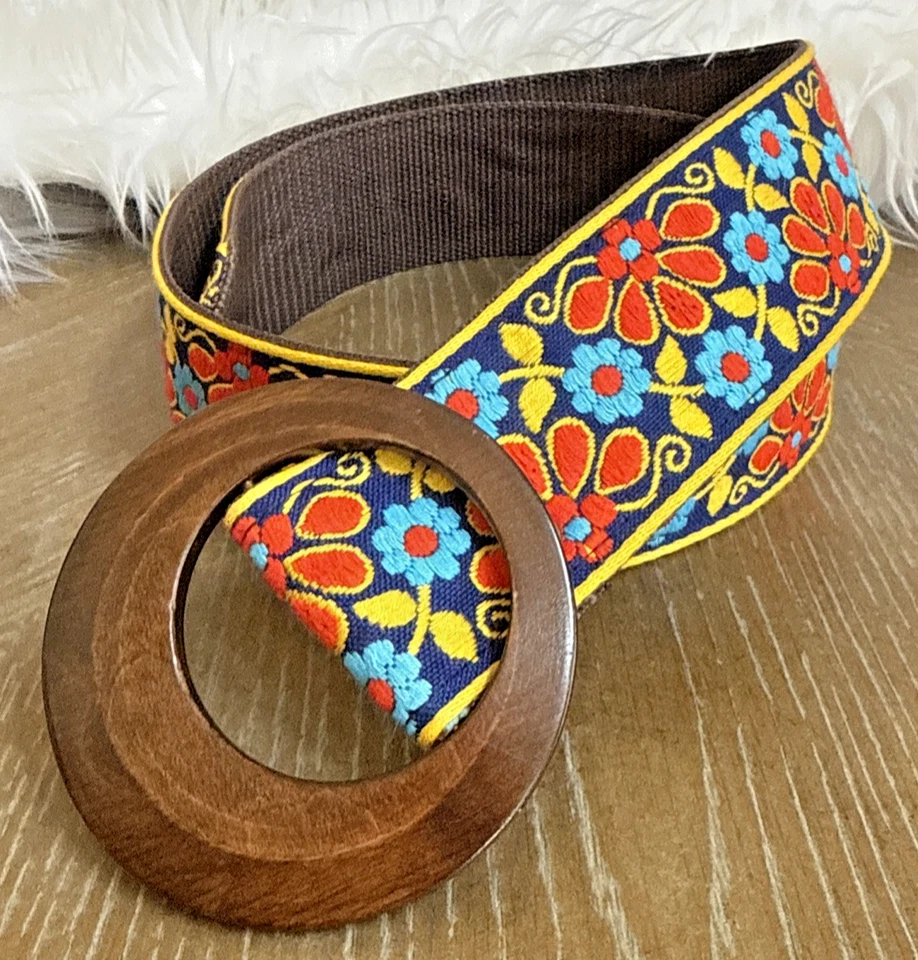 VTG Tapestry Belt  Grannycore Hippie Chic Boho Medium - Image 1 of 4