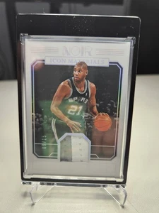 2024-25 Noir Tim Duncan 09/15 Game Worn Used Icon Materials Jersey Patch - Picture 1 of 2