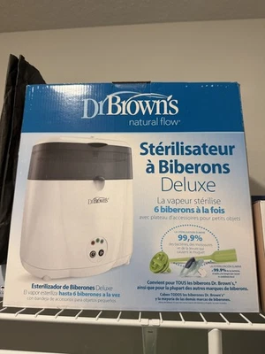 Esterilizador y secador todo en uno para biberones Dr. Brown's Foto 1 de 4