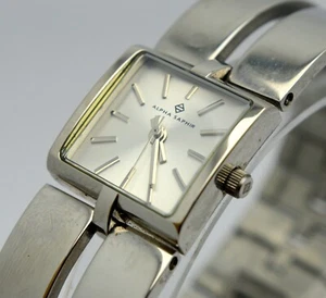 ALPHA SAPHIR BRANDED LADIES WATER RESISTANT 3 ATM QUARTZ WATCH - Picture 1 of 6