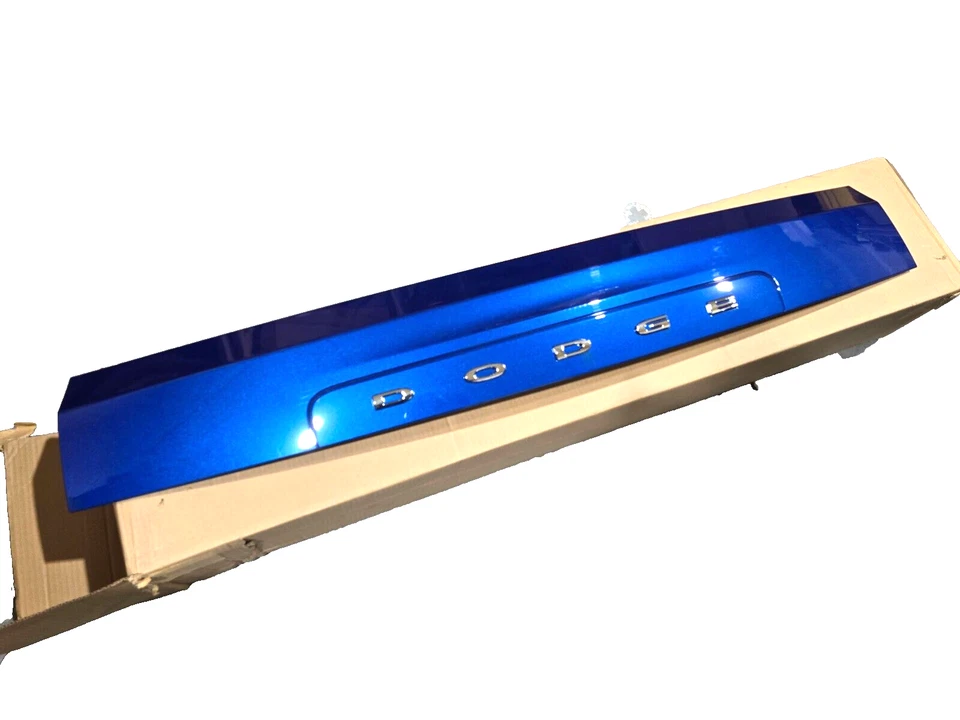 Conjunto de manija de puerta levadiza Mopar original 1UT61KCLAA 2012-14 Grand Caravan Ram C/V Foto 1 de 4