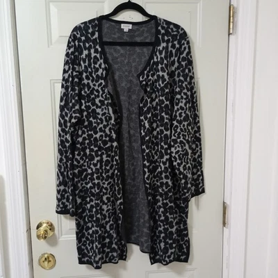 Suéter cárdigan Avenue para mujer talla grande 22/24 estampado animal frente abierto Foto 1 de 4