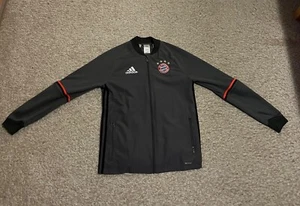 FC Bayern München Trainingsjacke Größe 164 grau - Bild 1 von 2