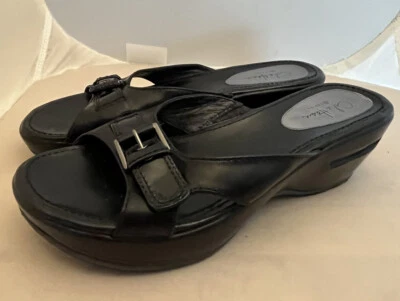 Женские сандалии-шлепанцы Cole Haan NikeAir размер 7,5 без шнуровки на танкетке черные лакированная кожа - Изображение 1 из 4