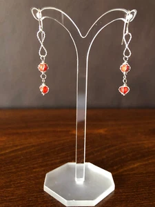 Orecchini pendenti in argento 925 e pallini di vero corallo rosso mediterraneo - Foto 1 di 1