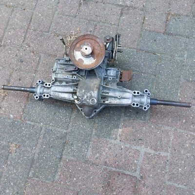 Aufsitzmäher Rasentraktor Hydrostat Getriebe defekt - Bild 1 von 4