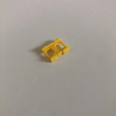 1 x GENUINE LEGO Batman yellow utility belt piece * part 27145 * - Image 1 of 2
