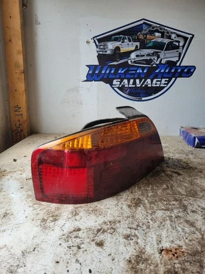 Luz trasera izquierda del conductor para 99-01 TL 1041024 Foto 1 de 2