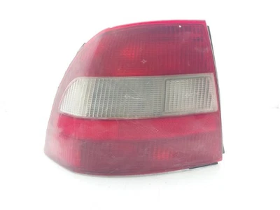 90512717 piloto trasero izquierdo para OPEL VECTRA B FASTBACK 2.0 DTI 8271940 - Imagen 1 de 4