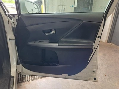2014 Venza Rh Pass Side Front Door Interior Trim Panel Black Fa28 - Image 1 of 4