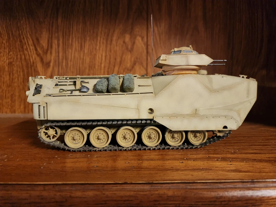 Professionally Assembled and painted Military Tank - Image 1 of 4