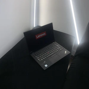 Lenovo Thinkpad X1 Carbon i5 5th Generation (USED) - Afbeelding 1 van 7