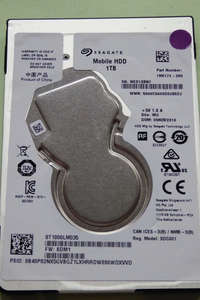 ST1000LM035 SN: WES FW: SDM1 PN: 1RK172-285 WU 05 NOV 2016 Seagate 1TB - Bild 1 von 1