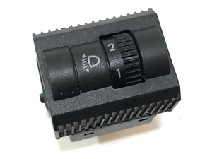 VOLKSWAGEN UP 2015 HEADLIGHT LIGHT LEVEL ADJUSTER CONTROL SWITCH /2011-20 - Picture 1 of 7