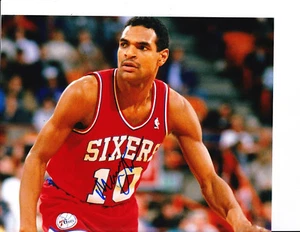 PHILADELPHIA 76ERS MAURICE CHEEKS SIGNIERT LOOKING FOR PLAY 8X10 - Bild 1 von 1
