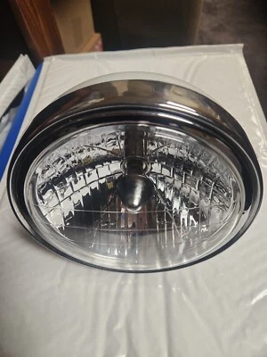 EMGO UNIVERSAL HEADLIGHT ASSY. 7" DIAMETER NON DOT  OFF ROAD USE ONLY NOS (D-10) - Image 1 of 4
