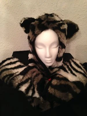 NUEVOS SOMBREROS DE PIEL SINTÉTICA PARA ANIMALES FORRADOS DE VELLÓN AISLADOS PARA CALIDEZ BOLSILLOS LARGOS Y CREMALLERA Foto 1 de 4