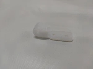 Gancio a zig zag Per teloni Pvc In Plastica Con Anello Aperto Sponda Camion - Foto 1 di 3