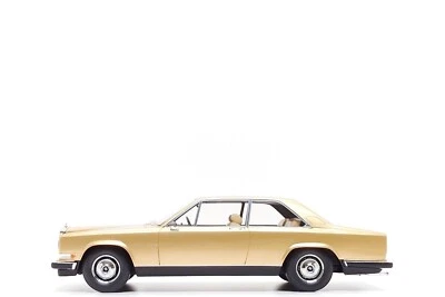 (Damaged) BoS Models 1:18 1975 Rolls-Royce Camargue in Gold (BOS090) - Image 1 of 4