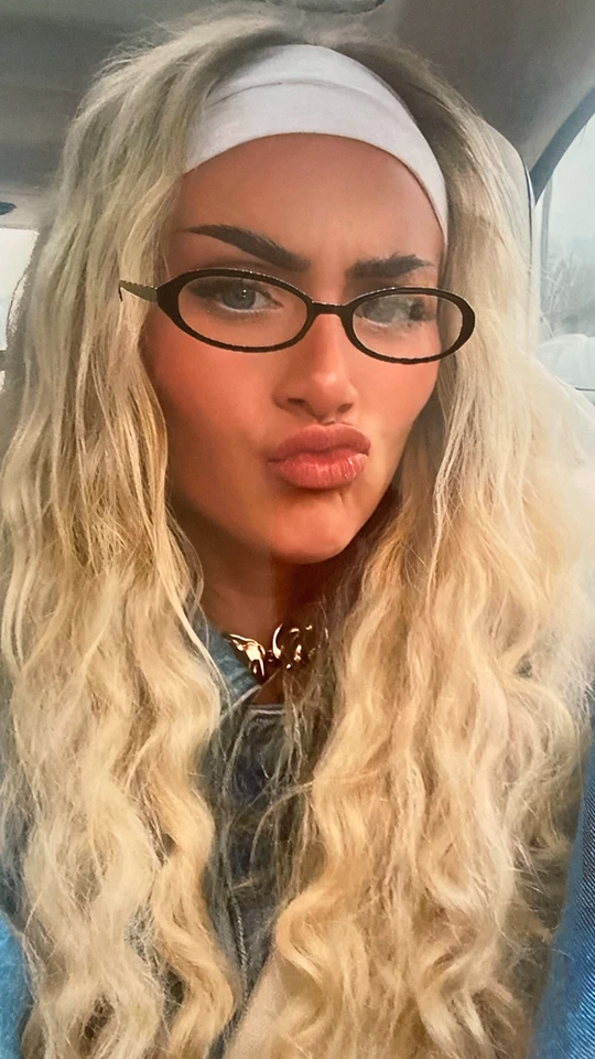 ALISHA LEHMANN, schweiz. Fussballspielerin & Model, Foto 20x30cm /126 - Bild 1 von 1