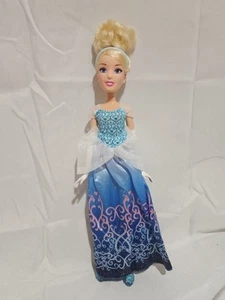 2015 Hasbro Disney Princess Royal Shimmer Aschenputtel Puppe 12 Zoll - Bild 1 von 5