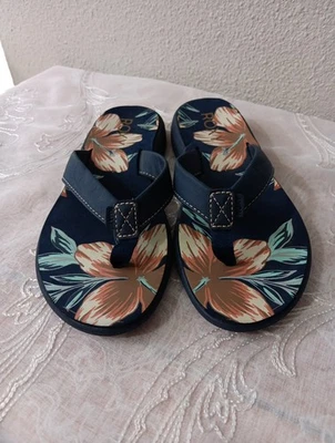 Chanclas Roxy para mujer talla 9 azul marino estampado floral Foto 1 de 4