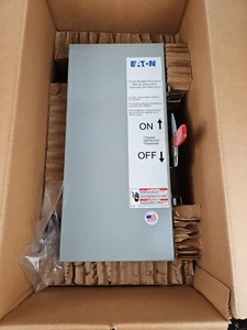 NEW EATON 100 AMP CIRCUIT BREAKER ENCLOSURE JGDN100 - Picture 1 of 3