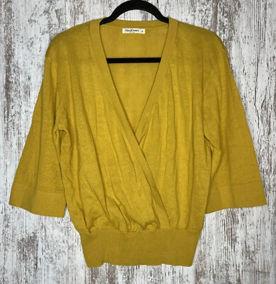 Jersey cruzado Woolovers mezcla de lino mostaza y algodón cuello en V talla pequeña Foto 1 de 4