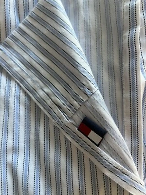 Tommy Hilfiger Twin Sheet Set Blue Stripe 1-Fitted 2-Flat 2-Pillowcases 5piece - Image 1 of 4