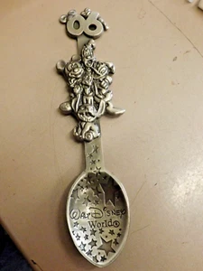 Walt Disney World Souvenir Collector Spoon 2006 Mickey Donald Goofy Stitch - Picture 1 of 5