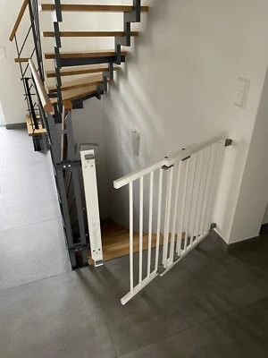 Neues Geuther verstellbares Treppenschutzgitter Plus bis 107 cm in weiß 2733 - Bild 1 von 4