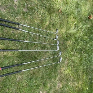 TaylorMade Stealth Irons 5-PW, Regular Flex, Project X, 115g Steel Shaft - Picture 1 of 16