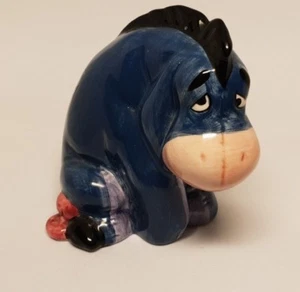 Disney collectable : Eeyore : shiny ceramic - made in China - Picture 1 of 2