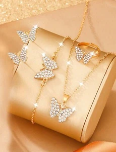 5 PIECE KIT JEWELRY SET WITH GOLDEN BUTTERFLY DESIGN - Picture 1 of 5