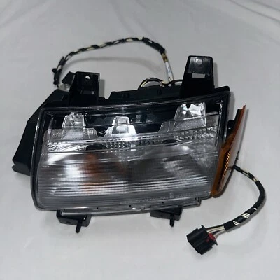 Lámpara intermitente izquierda Jeep Wrangler Park 18-23 OEM 68293127AH con 68302120AB Foto 1 de 4