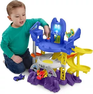 Fisher-Price DC Batwheels - Batcaverna Lancia e Sfreccia, playset pista ispirato - Foto 1 di 1