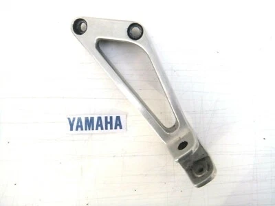 YAMAHA FZR 400 FZR400 RR PASAJERO IZQUIERDO ESTRIBA COLGADOR COMO SE MUESTRA 1992 Foto 1 de 4