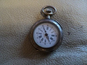 VINTAGE WHITE METAL CASE MARKED G+G LADIES 10 RUBIES WIND UP POCKET WATCH REPAIR - Picture 1 of 9