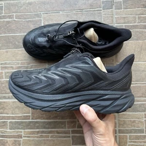Hoka One One U Project Clifton talla US M 8,5 / W 9,5 UK 8 BBLC 1127924 precio de venta sugerido por el fabricante 250 USD - Imagen 1 de 10