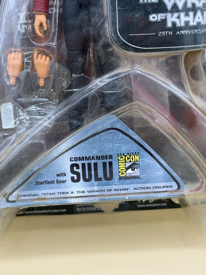 Figura de acción Star Trek La ira del comandante Khan Sulu exclusiva de la SDCC 25 aniversario Foto 1 de 3