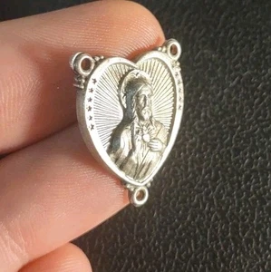 5.6 Grams Vintage Sterling Jesus Heart Rosary Centerpiece MEDAL Catholic Center - Picture 1 of 7