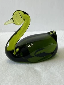 Vintage Viking Hand Blown Green Heavy Art Glass Swan Paperweight 4" - Picture 1 of 8