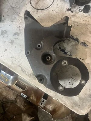 1998-03 Ford F250-550 7,3 л V8 усилитель рулевого насоса кронштейн F8TE-10239-AB - Изображение 1 из 4