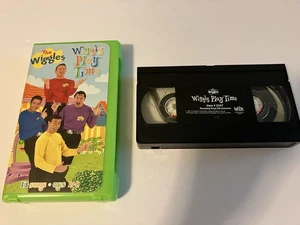 THE WIGGLES WIGGLY PLAY TIME VHS 2001 LYRICK AUSTRALIA KID BAND DOROTHY DINOSAUR - Picture 1 of 15