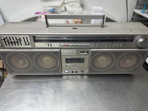 Pioneer SK-900 Runaway Radio Casette Player AM/FM Radio - Working Condition - Picture 1 of 10