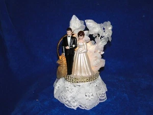 New 50th Wedding Anniversary Lighted Caketopper with Bride & Groom in Gold #33 - Picture 1 of 7