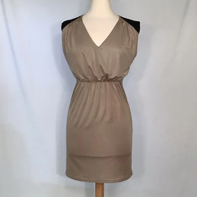 Vestido Kardashian Colección Mujer Pequeño Dorado Negro Acanalado Cuello en V Sin Mangas  Foto 1 de 4